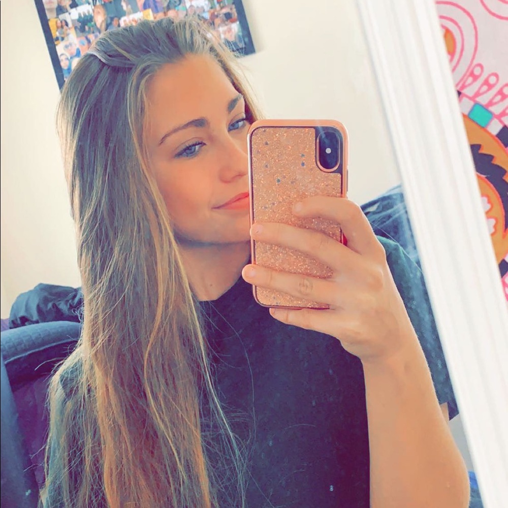 Meet your Posher, Juliia